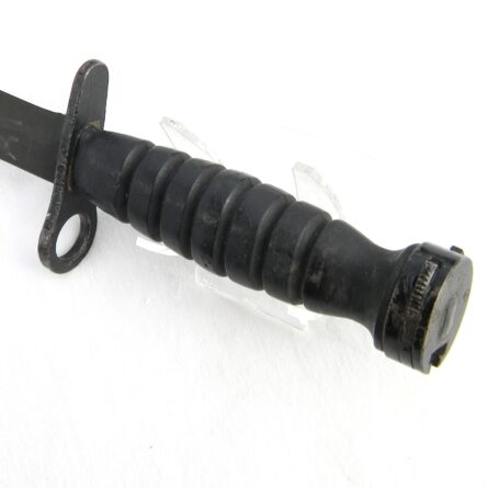 WW2 Utica M4 bayonet Korean War rubber handle, orig scabbard