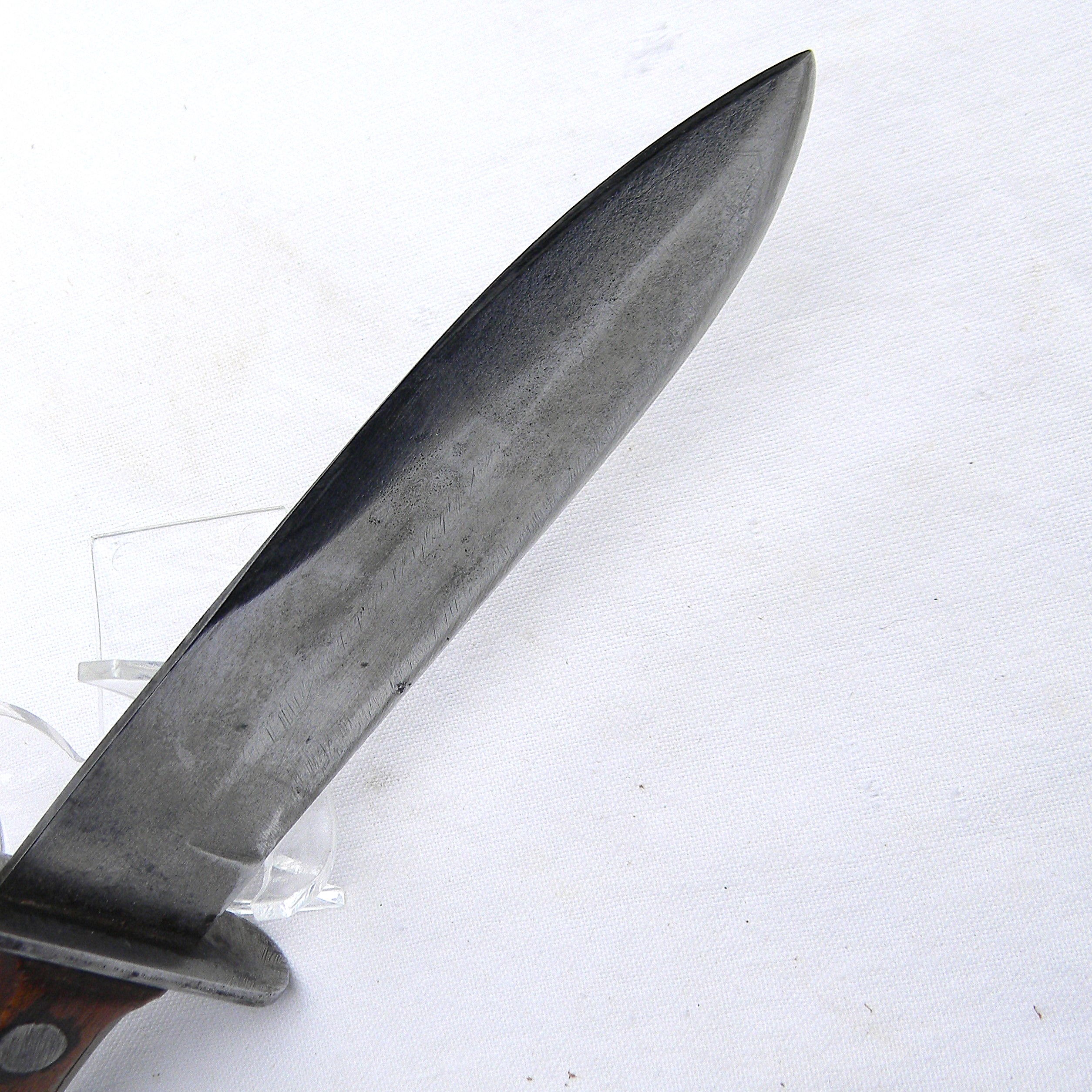 Australia WW2 Gregsteel 1944 fighting knife made for US forces, GI-signed British sheath; rare type - Image 11