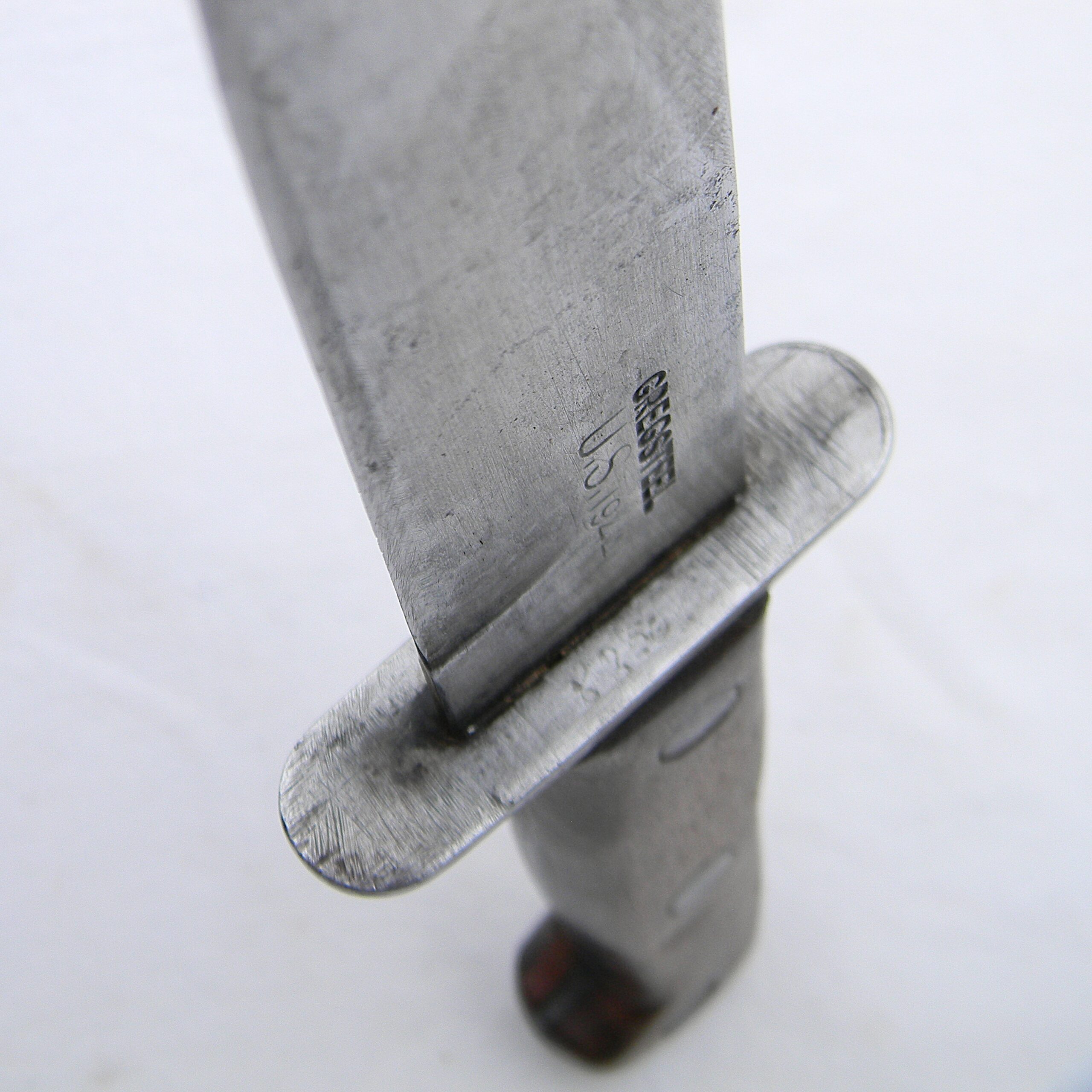 Australia WW2 Gregsteel 1944 fighting knife made for US forces, GI-signed British sheath; rare type - Image 14