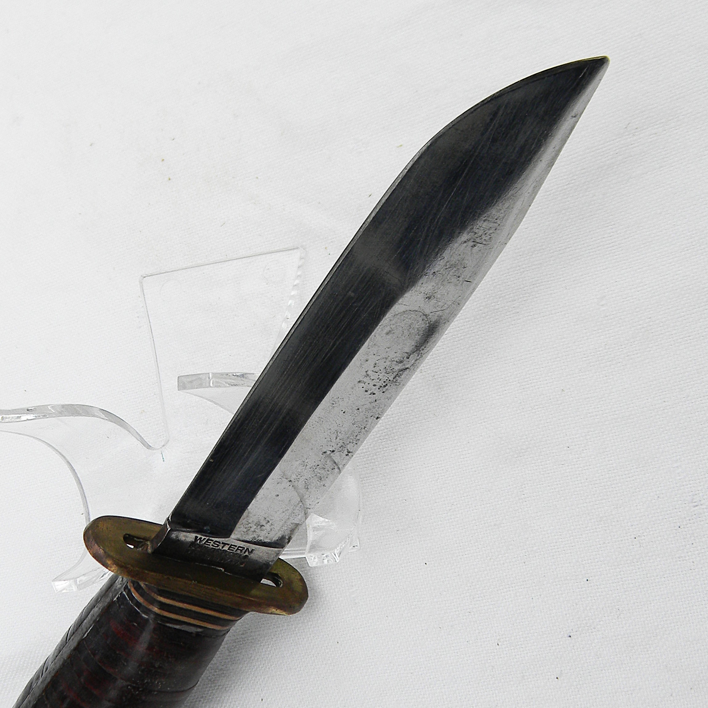 USA Western Cutlery "Baby Shark" WW2 USAF Pilot Knife early-issue bronze guard/ aluminum pommel/ embossed scabbard type - Image 9