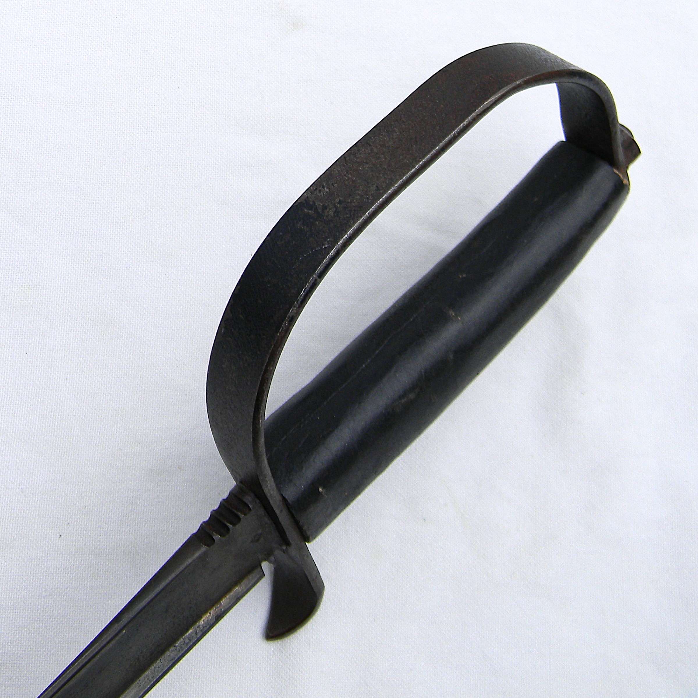 France WW1 era D-guard fighting knife made from M1874 Gras bayonet; original metal scabbard; rare type in museum quality condition - Image 16