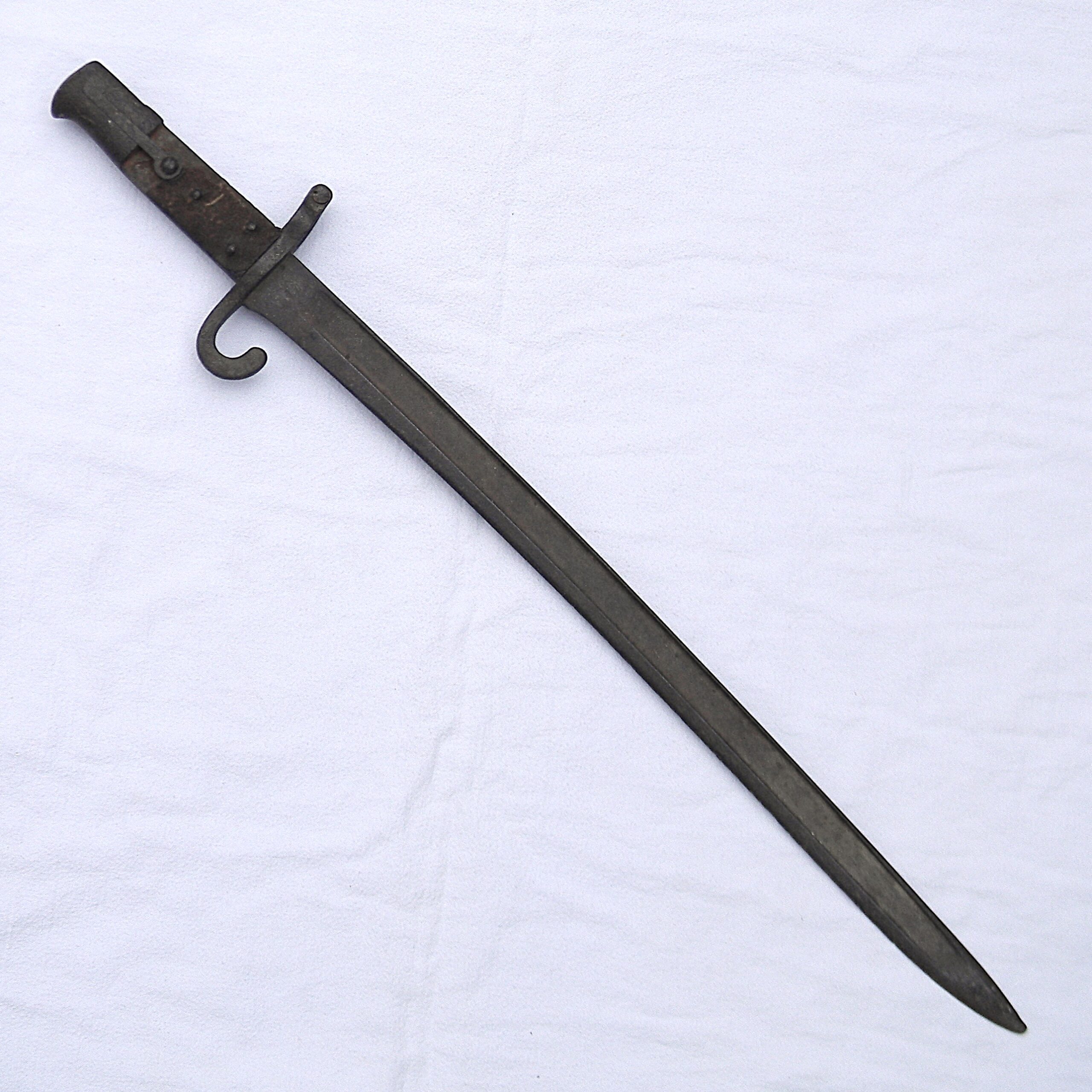 Interesting Franco-Prussian War era German capture M1866 "Yataghan" bayonet for Chassepot rifle; battlefield pick-up in relic condition - Image 3