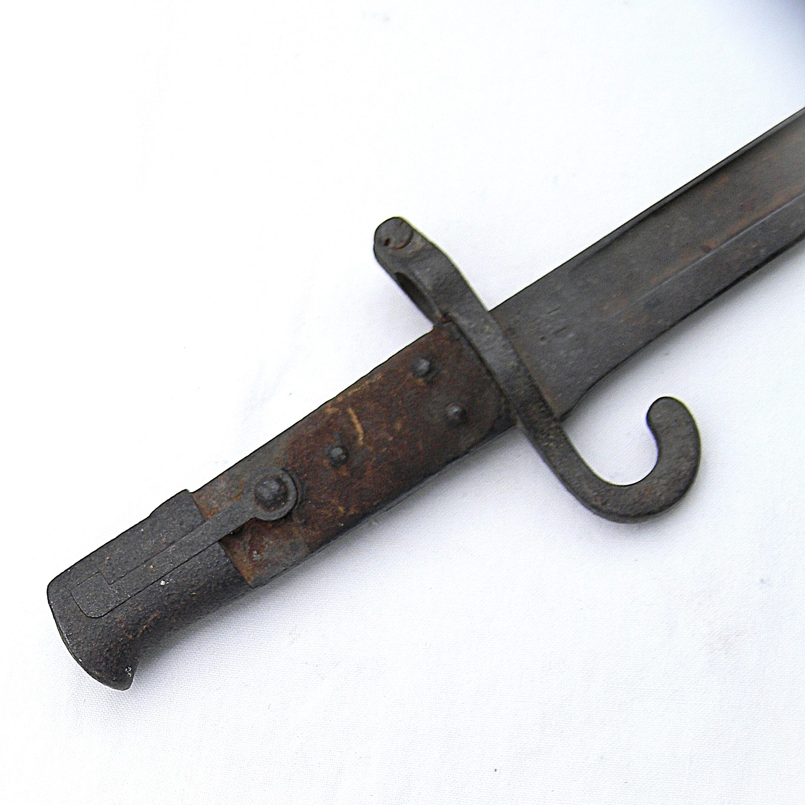 Interesting Franco-Prussian War era German capture M1866 "Yataghan" bayonet for Chassepot rifle; battlefield pick-up in relic condition - Image 5