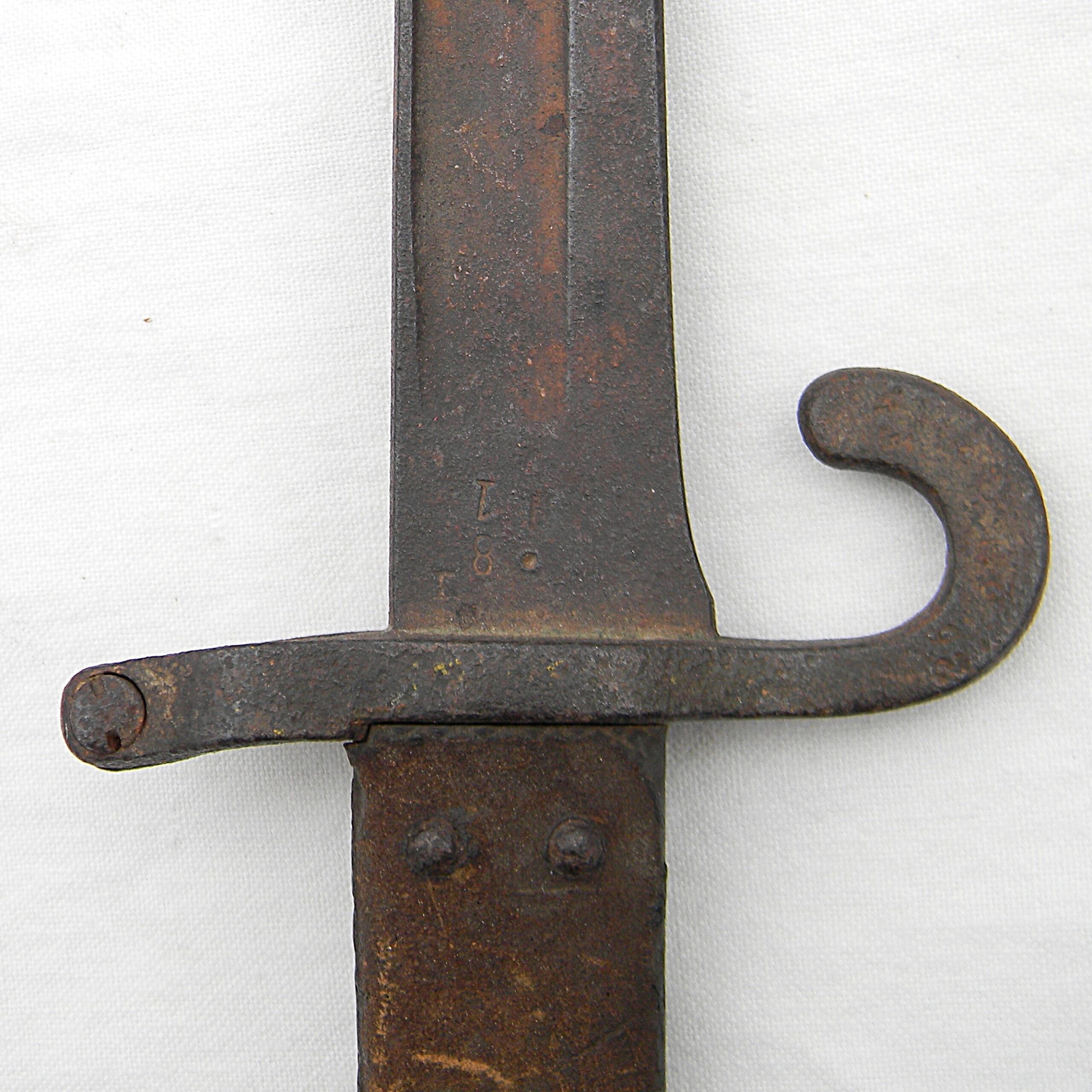 Interesting Franco-Prussian War era German capture M1866 "Yataghan" bayonet for Chassepot rifle; battlefield pick-up in relic condition - Image 6