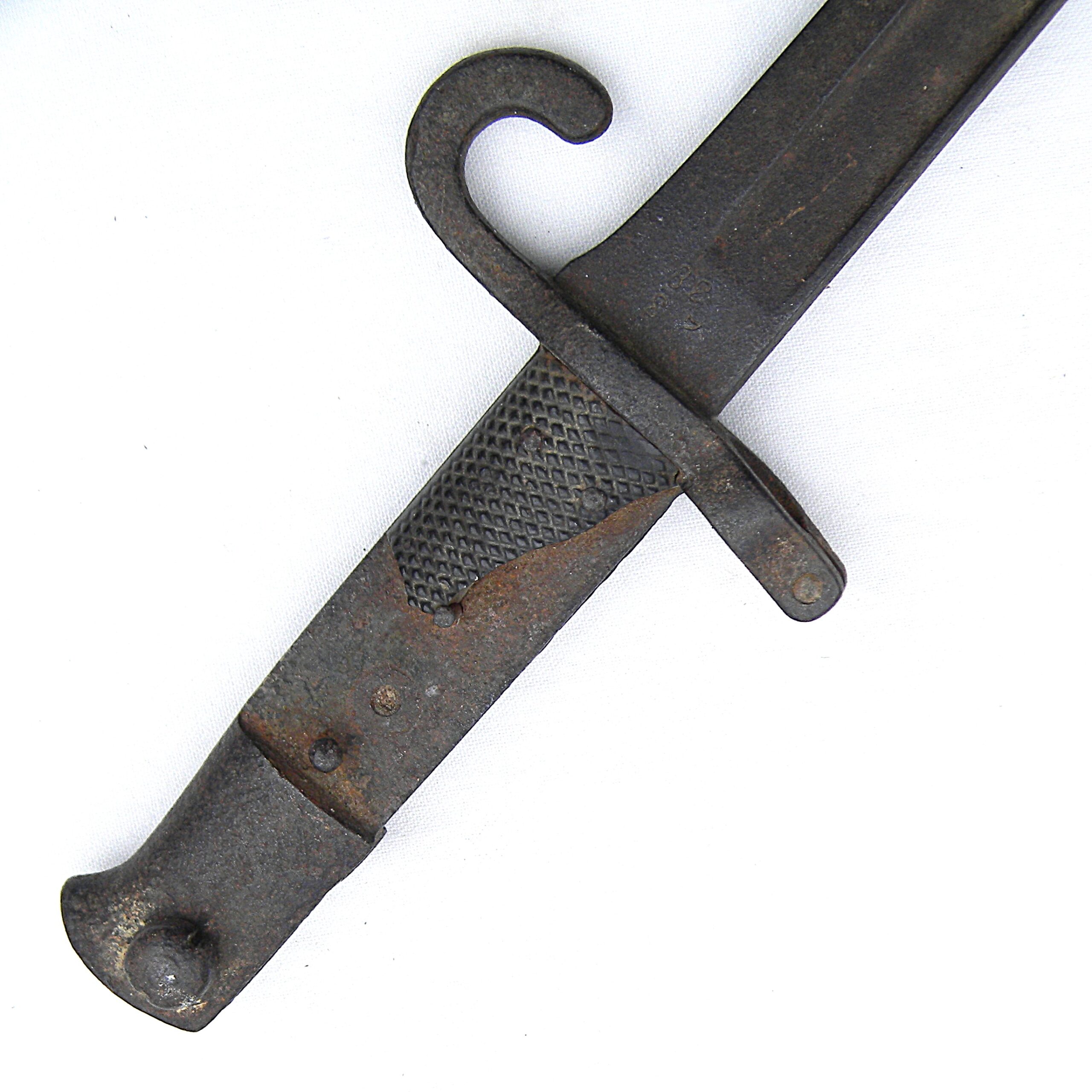 Interesting Franco-Prussian War era German capture M1866 "Yataghan" bayonet for Chassepot rifle; battlefield pick-up in relic condition - Image 4