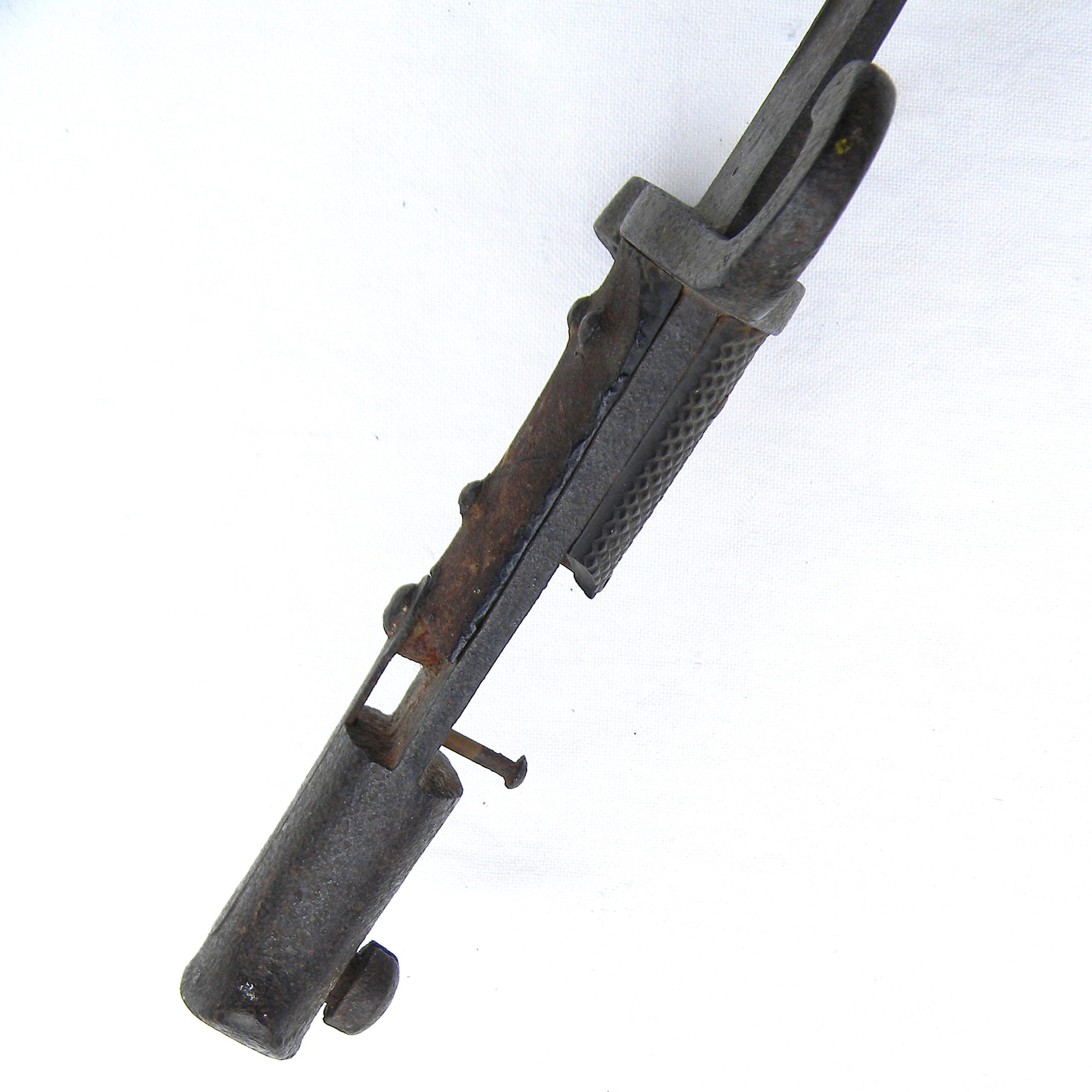 Interesting Franco-Prussian War era German capture M1866 "Yataghan" bayonet for Chassepot rifle; battlefield pick-up in relic condition - Image 10