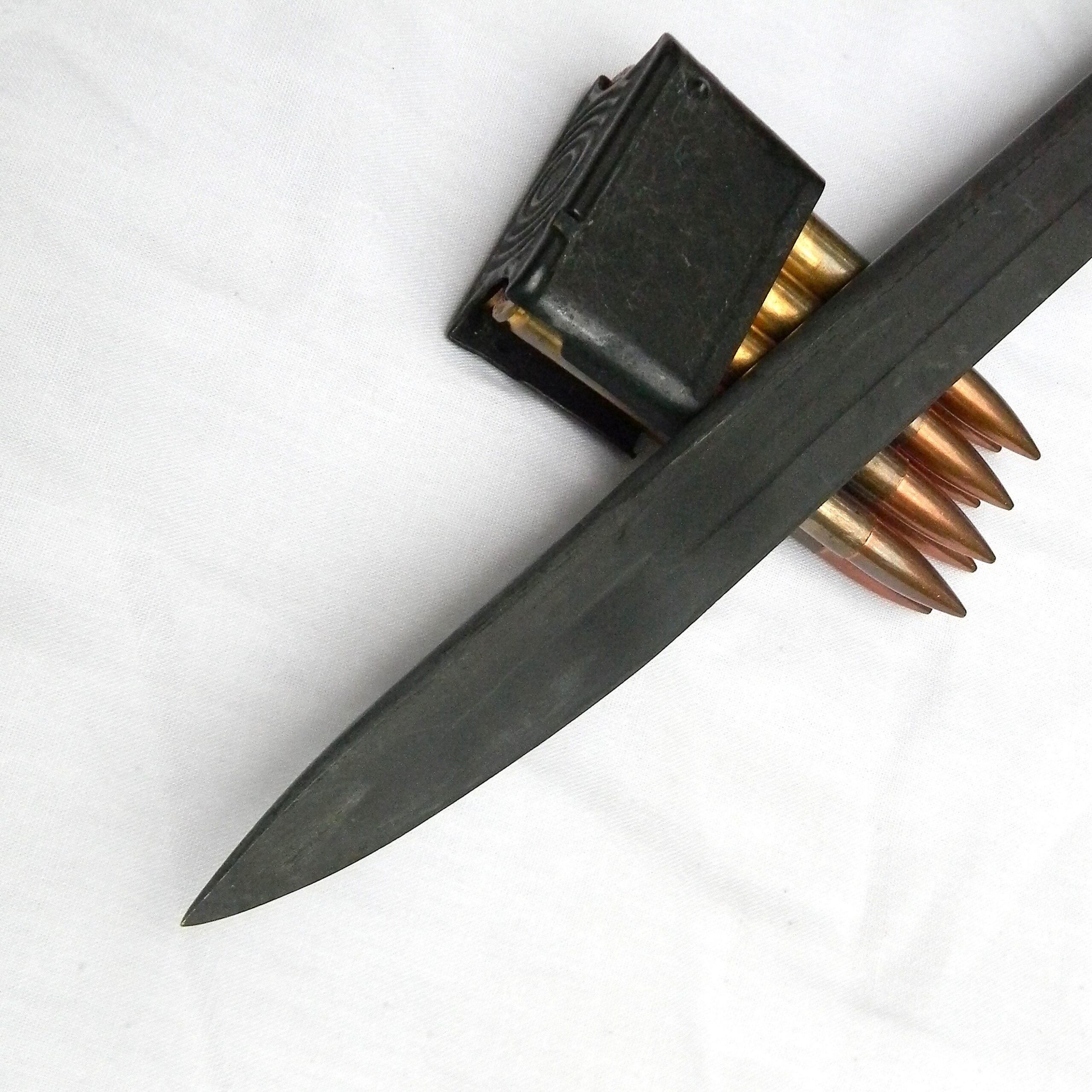 Vietnam War era rare Canadian Arsenals (CA) M1917 bayonet for US 12-gauge trench gun, orig VZM scabbard, 1960s production; UNUSED - Image 14
