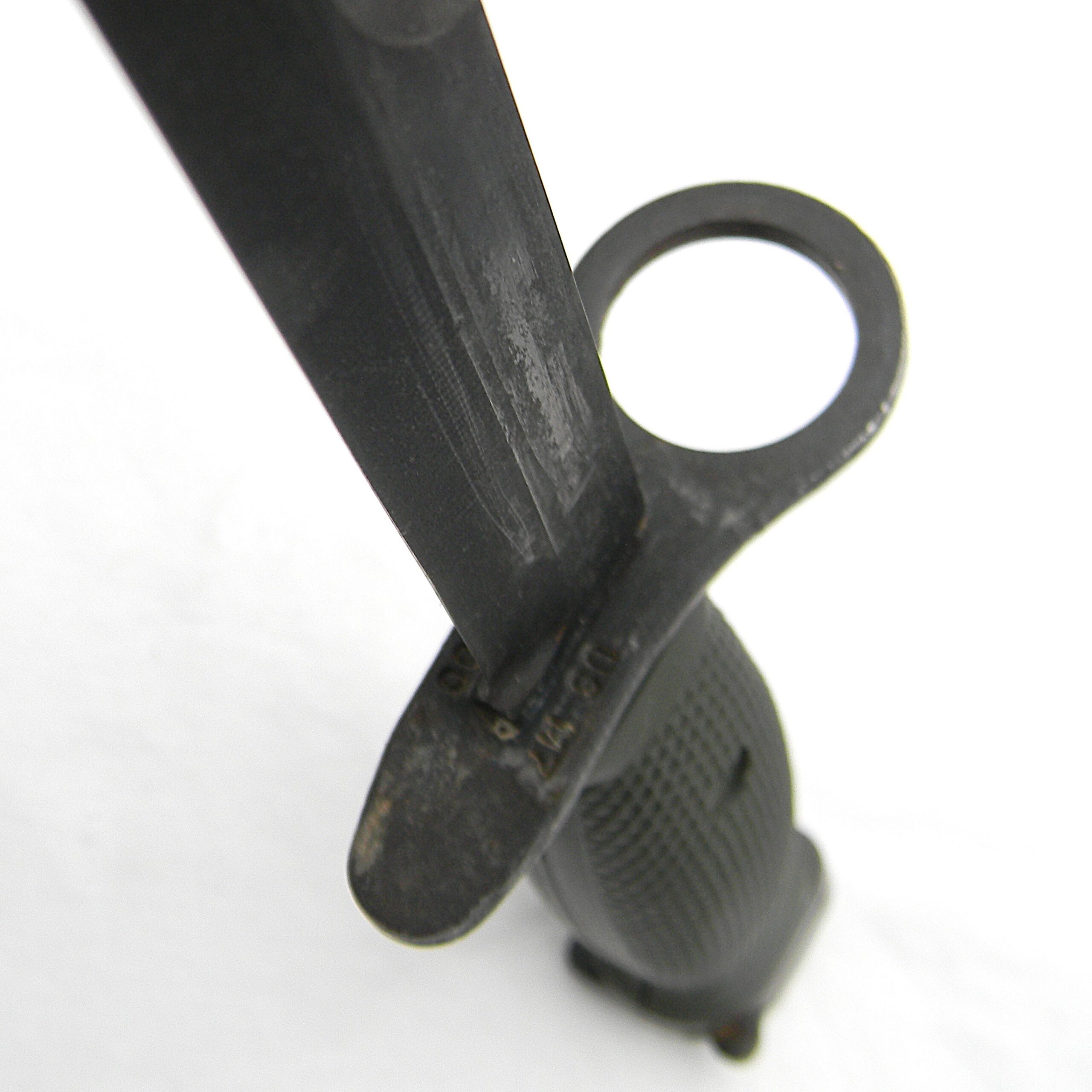 Cold War era US M7 bayonet made by Bauer Ordnance Company (BOC), M10 scabbard; UNUSED - Image 6
