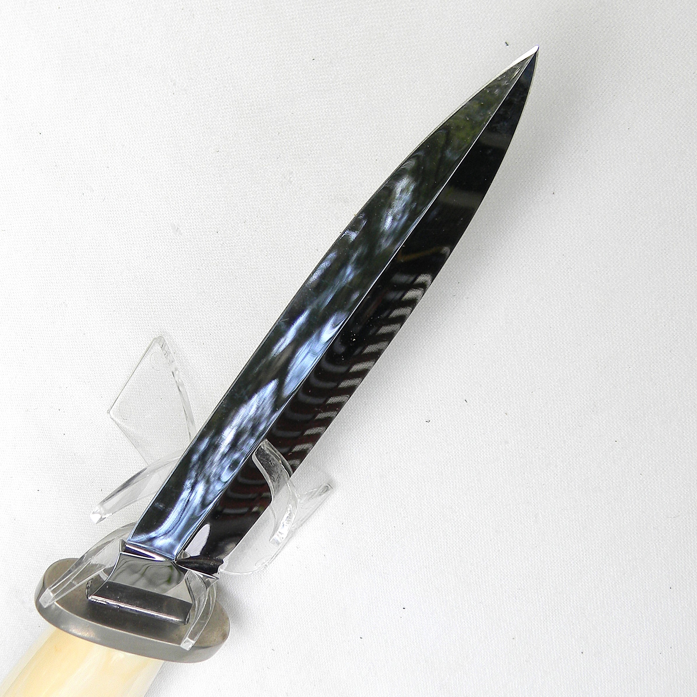 USA unique custom hunting dagger; exotic walrus task handle with Andhi Spaeth "wolves in the wild" scrimshaw, handmade sheath - Image 12