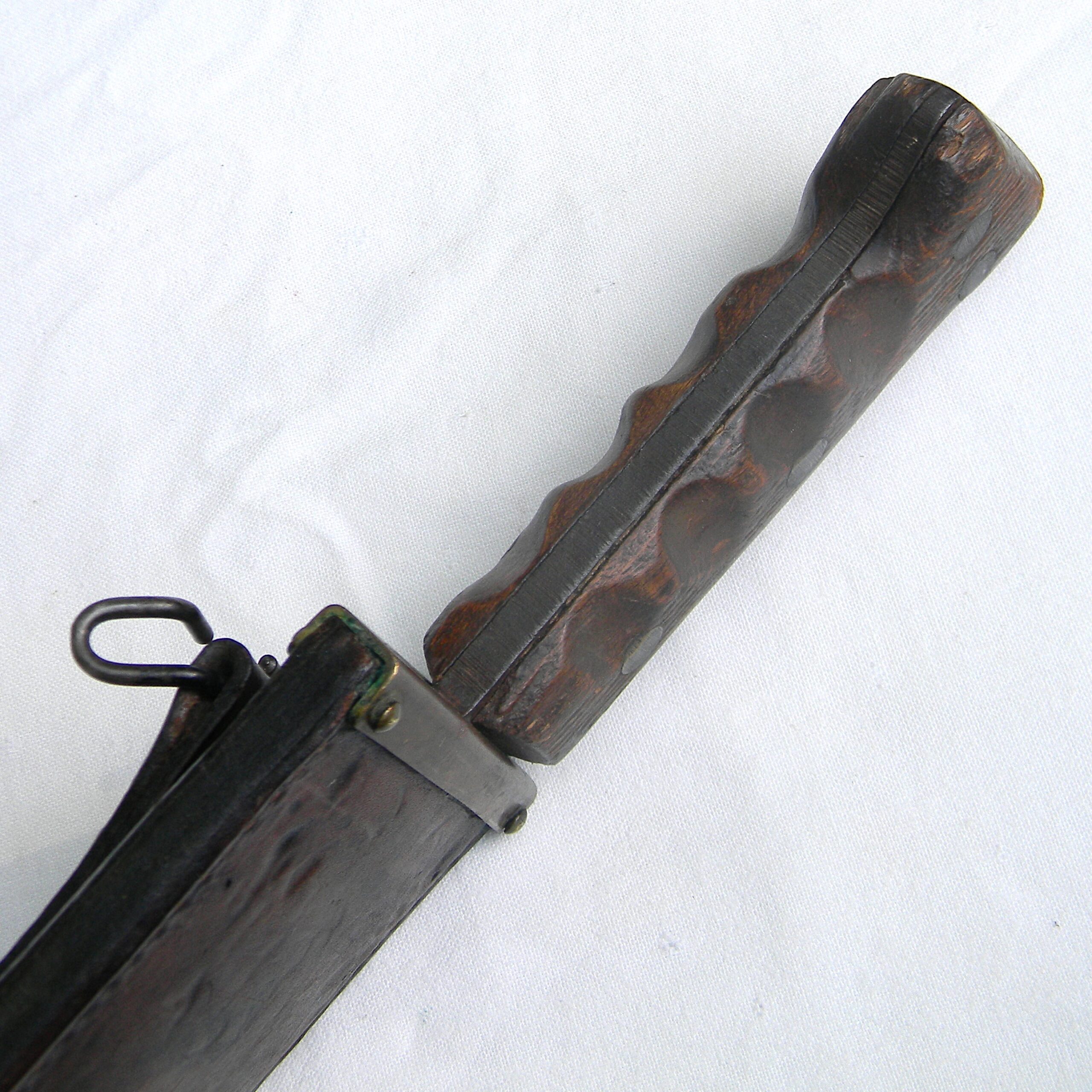 USA WW2 era USMC Hospital Corps Knife / Corpsmen Bolo made by Village Blacksmith, original 1943 Boyt scabbard - Image 6