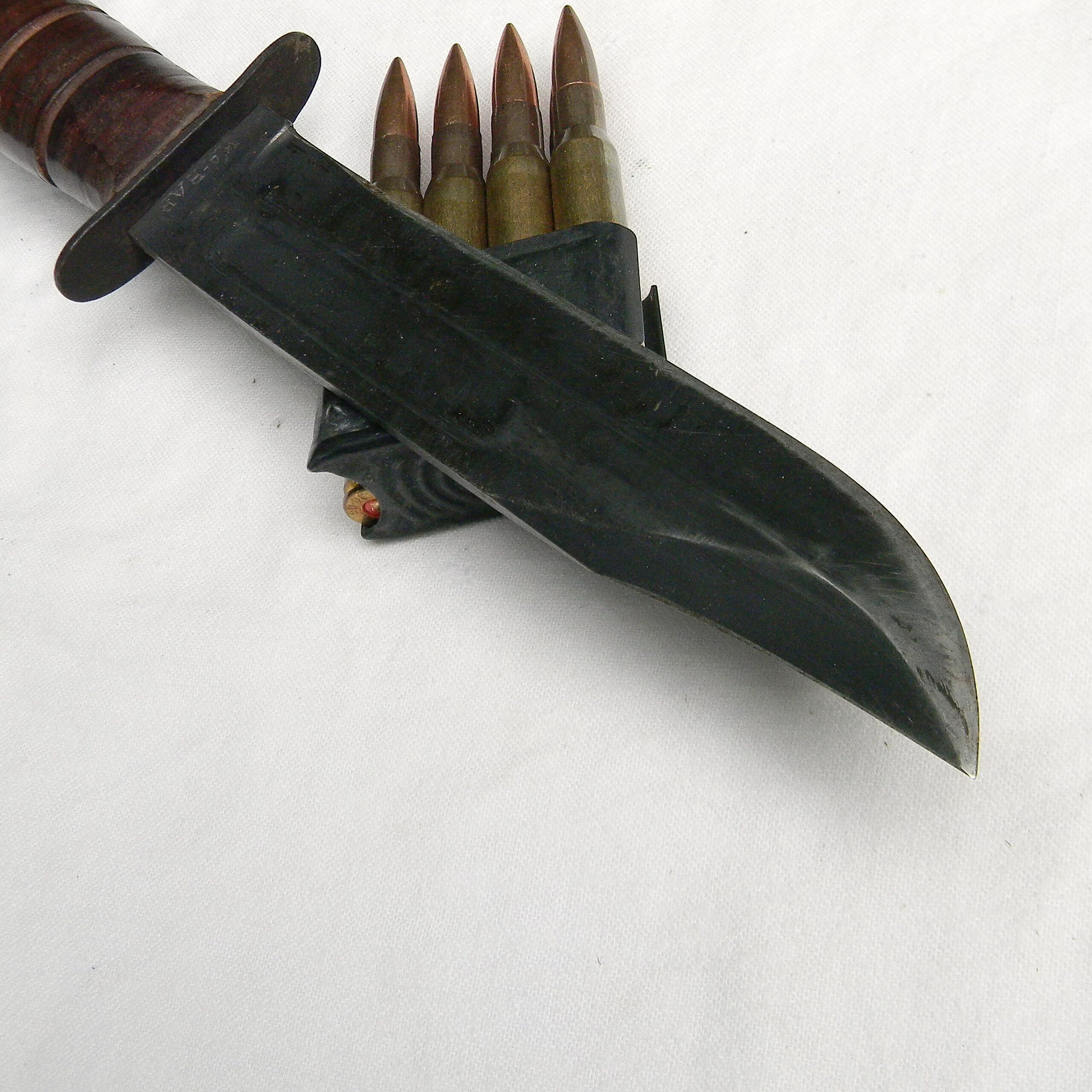 WW2 Ka-Bar USN MK2 fighting knife