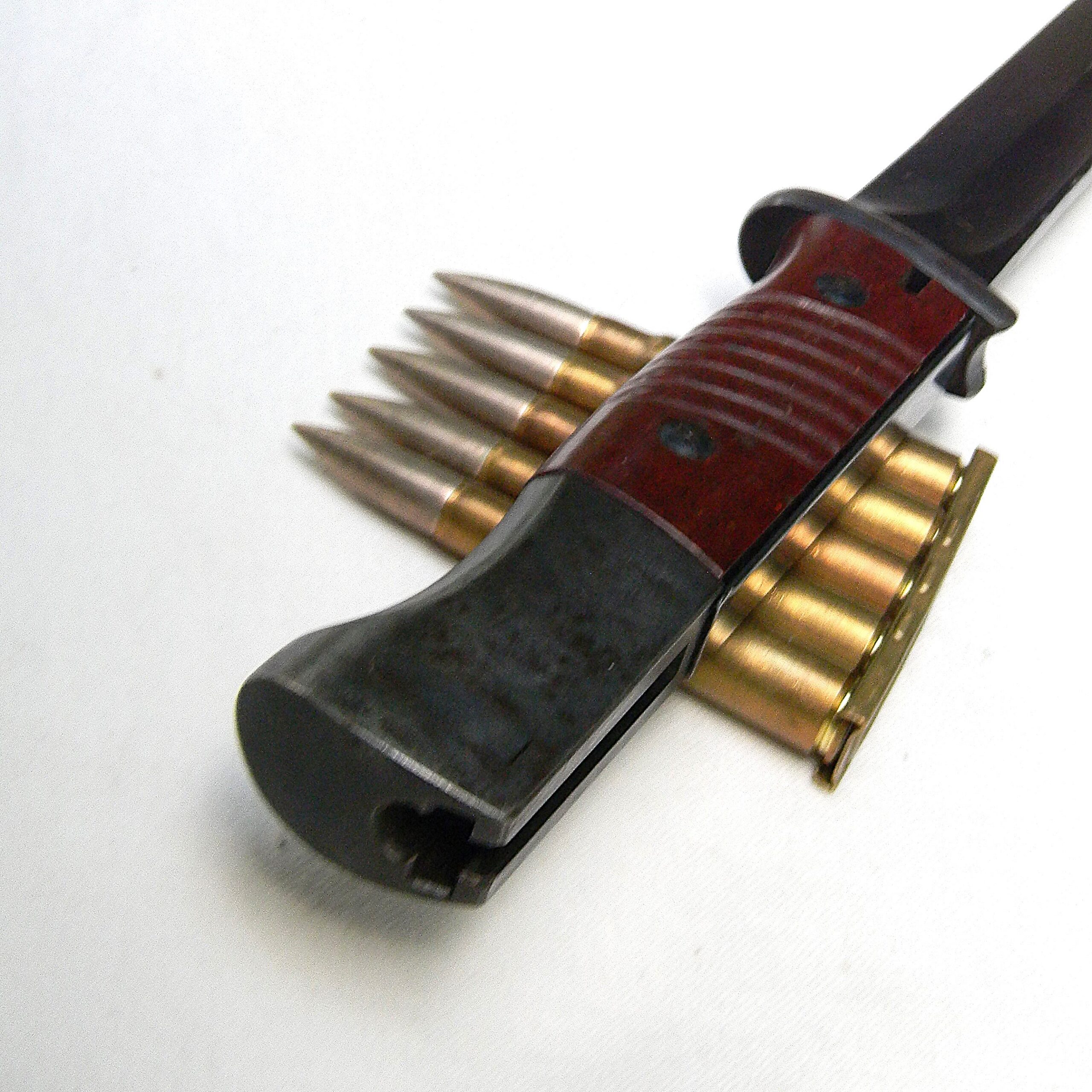 Germany WW2 rare unused matching serials K98 bayonet made by Friedrich Herder Abr Sohn in 1943; original scabbard, leather frog - Image 17